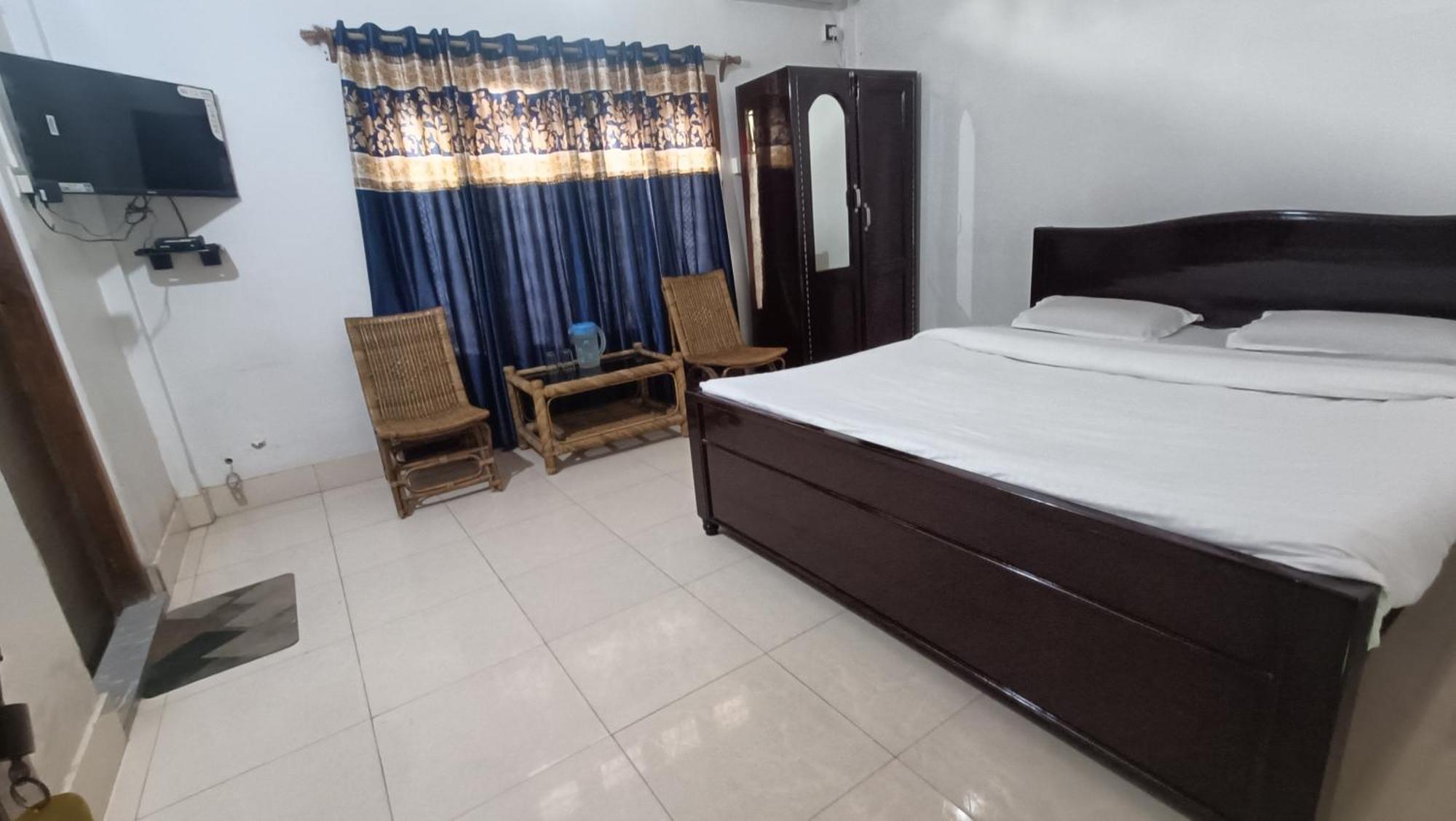 Hotel Santi Palace Bokakhat Bagian luar foto